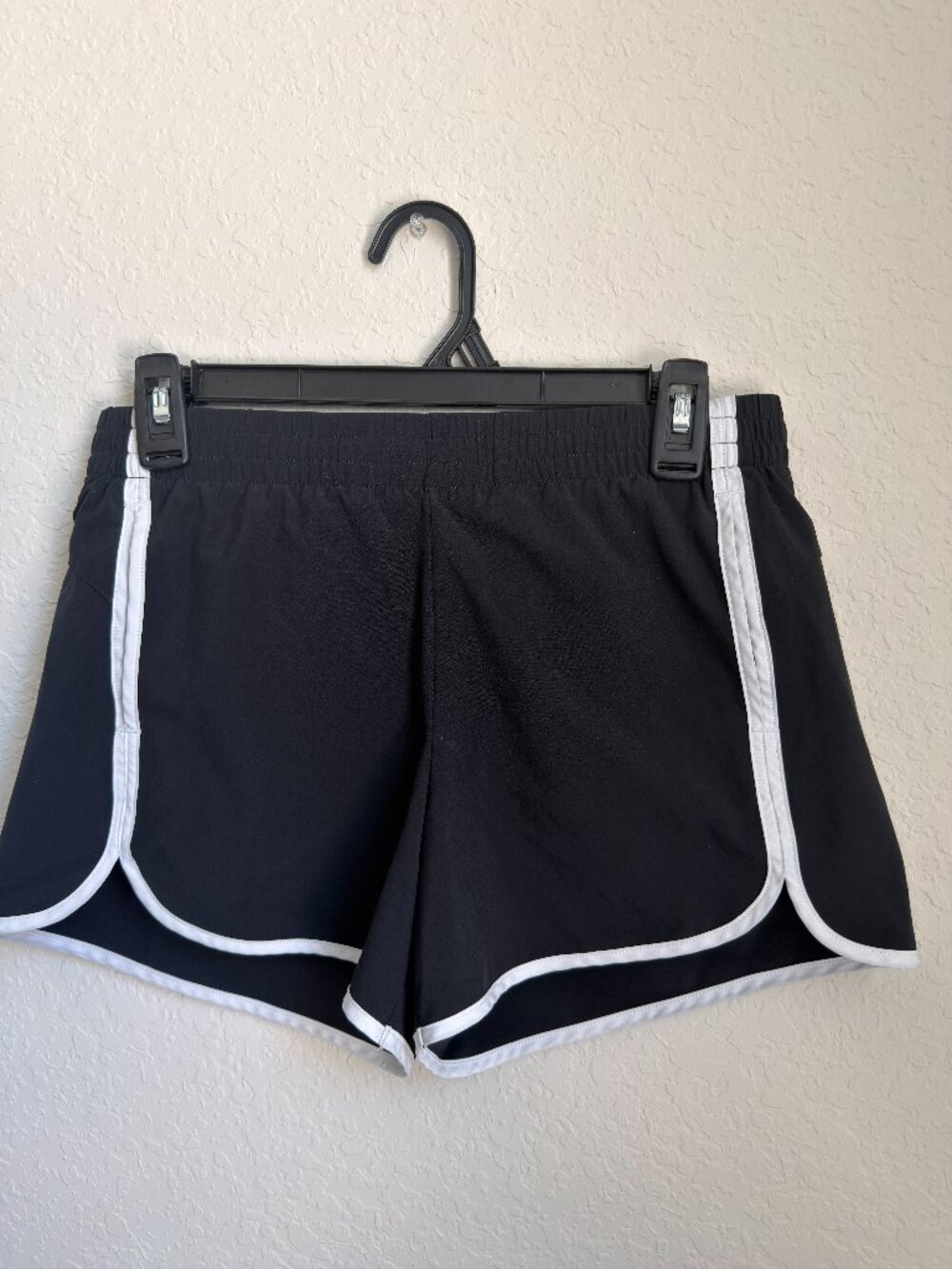 All In Motion Black Dolphin Running Shorts Women's XL 14 Like New   (C)